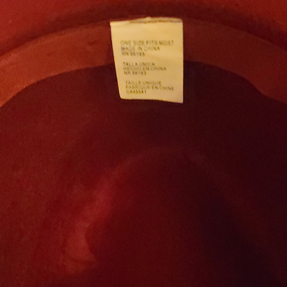 Hat - Picture 2 of 3